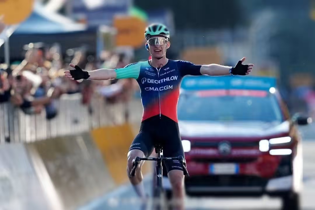 Quando la fortuna incontra il talento: Seixas scrive una leggenda giovanile al Lombardia